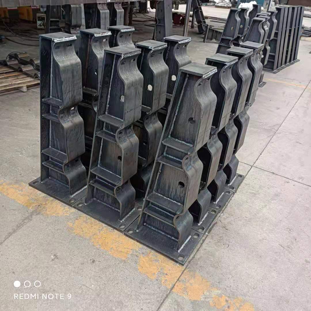 防撞护栏立柱